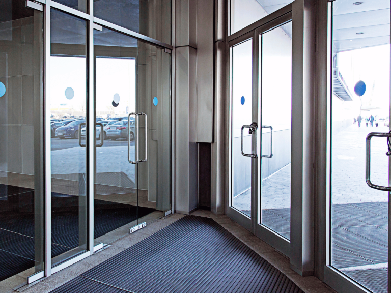 Laminated vs Tempered Glass What are the Differences? McCallum